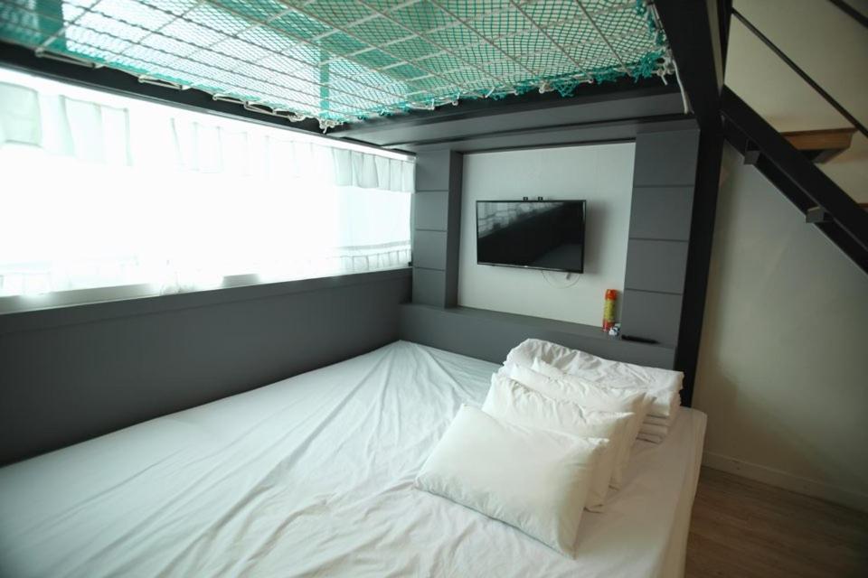 Romantic Ocean Yeosu Exterior foto
